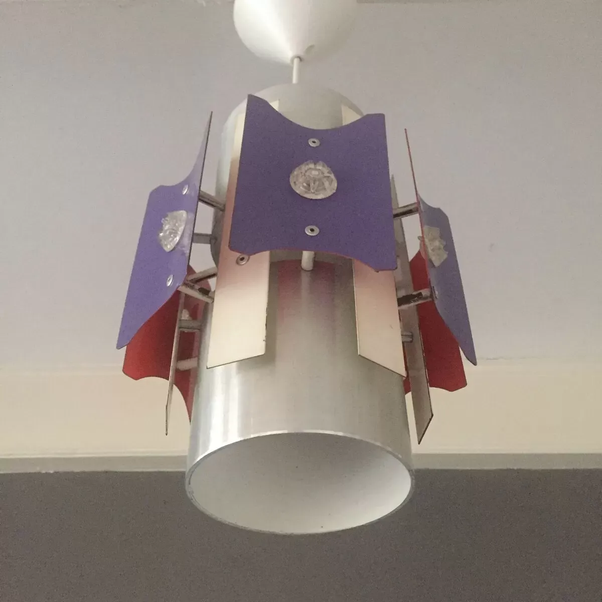 Illustration numéro 3 du produit Lampe vintage Lakro Anvia métal design industriel 1960s