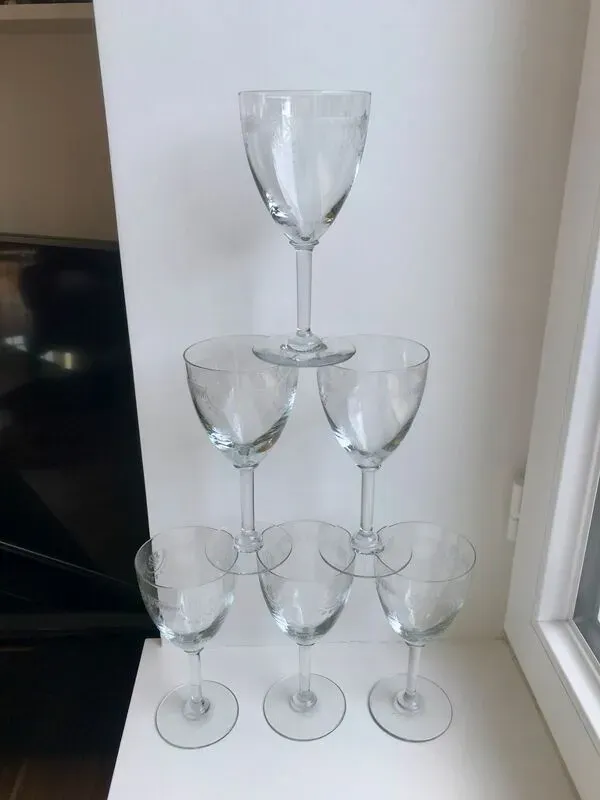 Illustration numéro 3 du produit Lot de 6 verres à vin en cristal gravé années 30