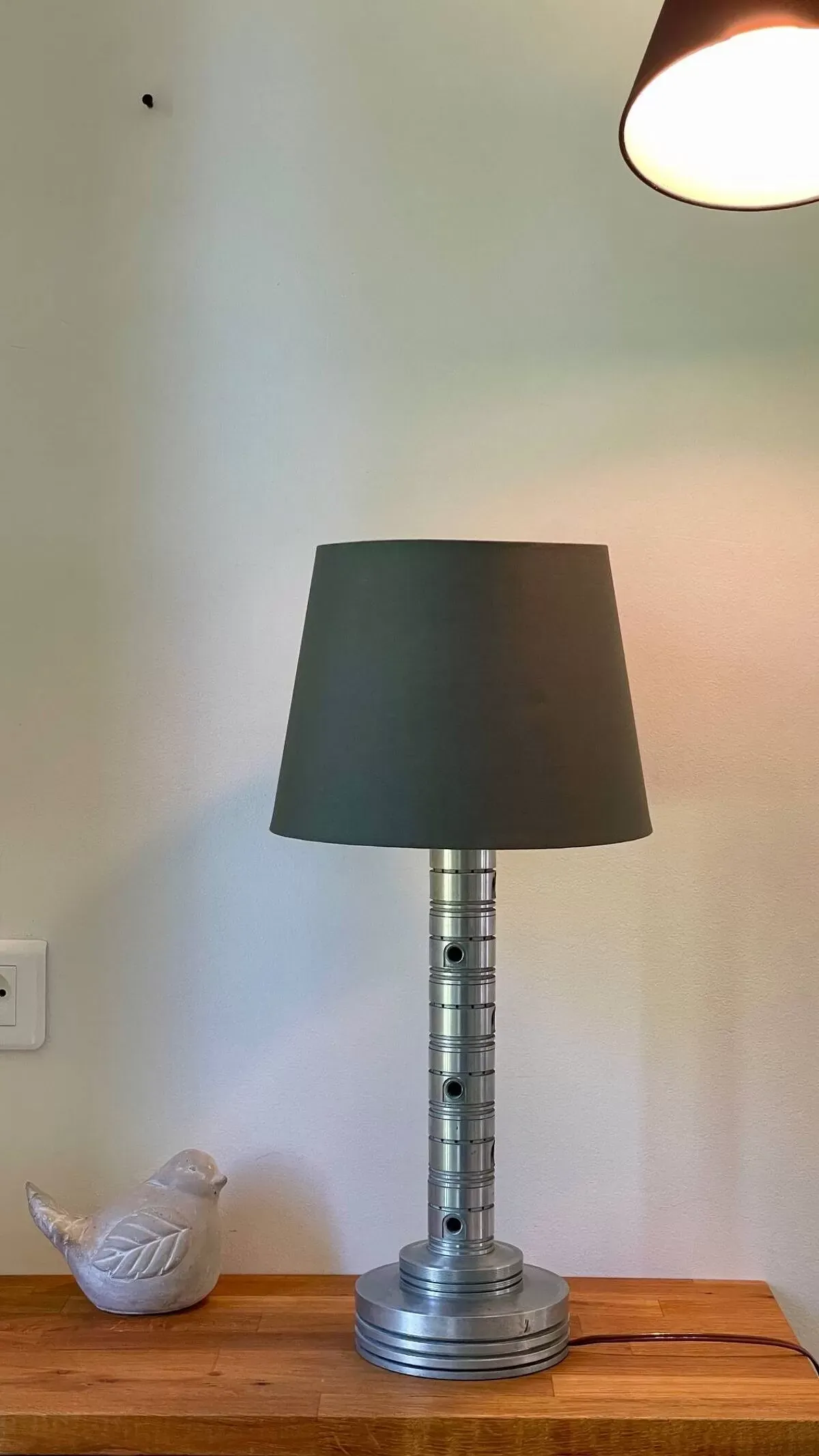 Illustration numéro 3 du produit Lampe industrielle métal poli et tissu kaki vintage