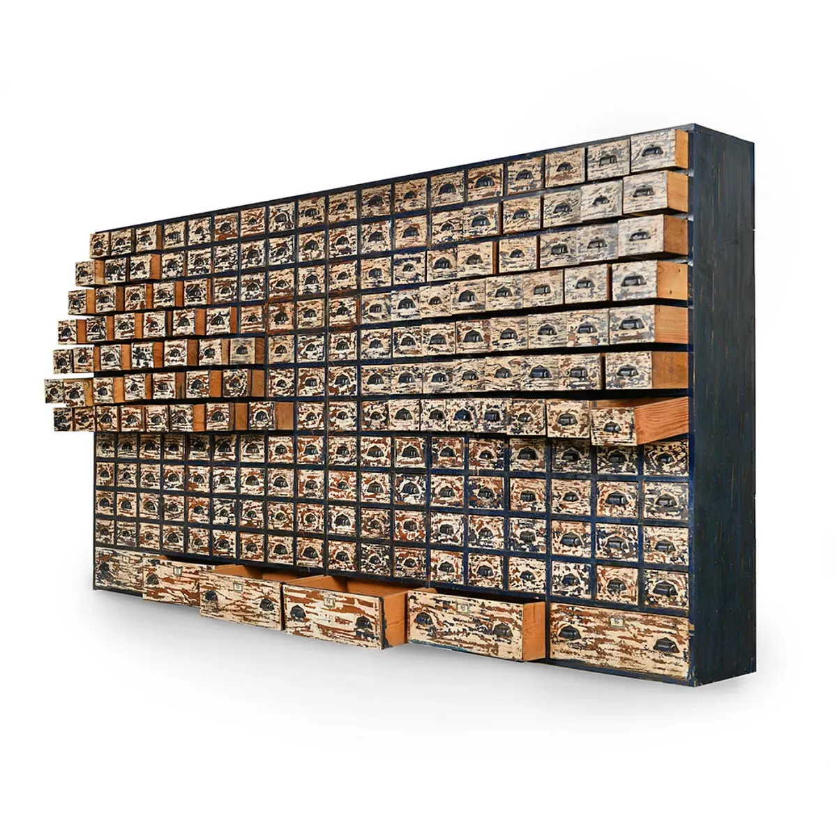 Illustration numéro 3 du produit Meuble d’atelier en bois à 204 tiroirs