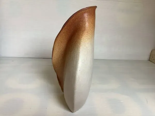 Illustration numéro 3 du produit Vase signé du céramiste Georges Deliège