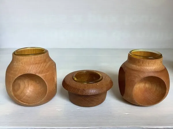 Illustration numéro 3 du produit 6 bougeoirs et vase en bois Nopjes houtdraaiwerk fait main