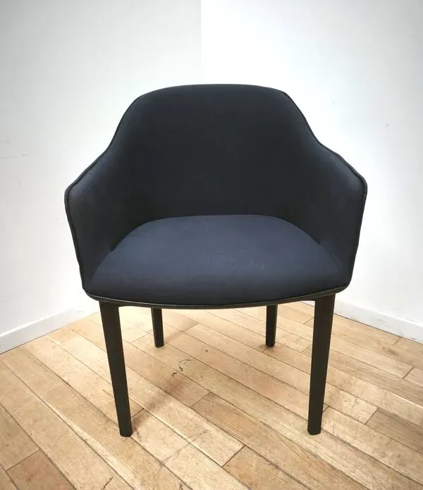 Illustration numéro 3 du produit Fauteuil Softshell, Vitra