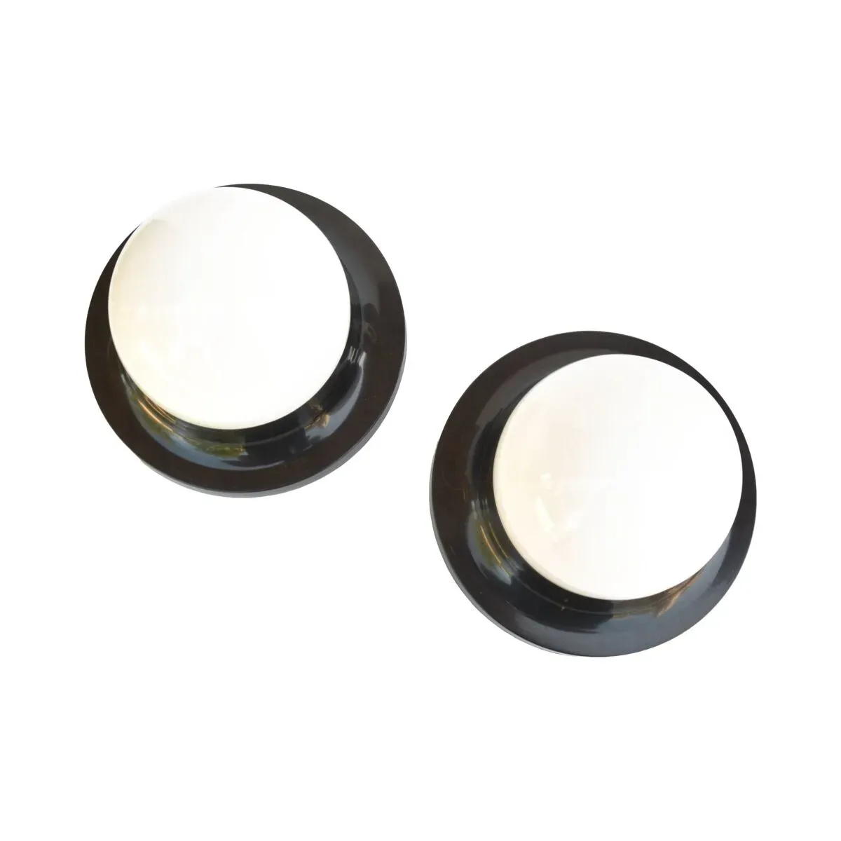 Illustration numéro 3 du produit Une paire de plafonniers, Polam Radom, Pologne, années 1970.