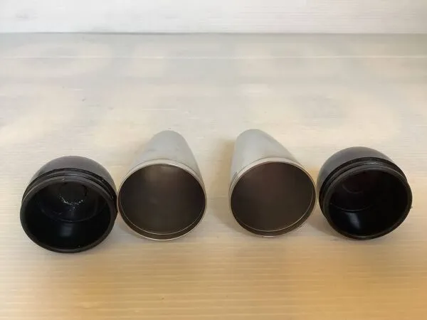 Illustration numéro 3 du produit Sel et poivre Alessi Italy