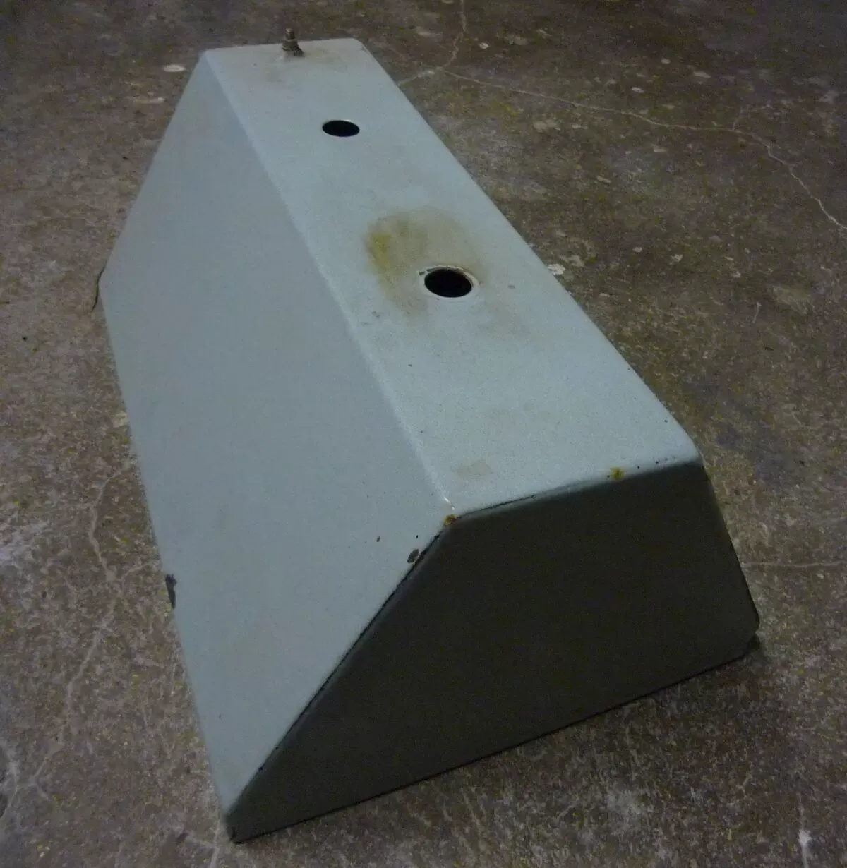 Illustration numéro 3 du produit Suspension industrielle en métal plié émaillé vintage 60s