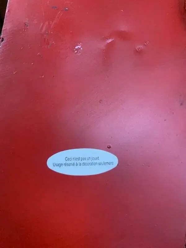 Illustration numéro 3 du produit Camion de décoration mad max car