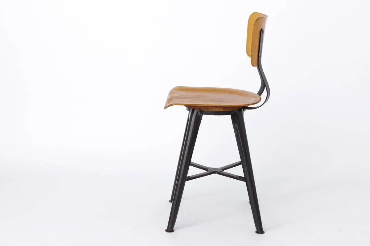 Illustration numéro 3 du produit Tabouret de bar industriel, Allemagne années 1970