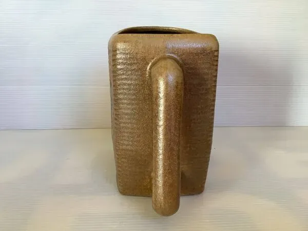 Illustration numéro 3 du produit Pichet imitation cannage barbotine