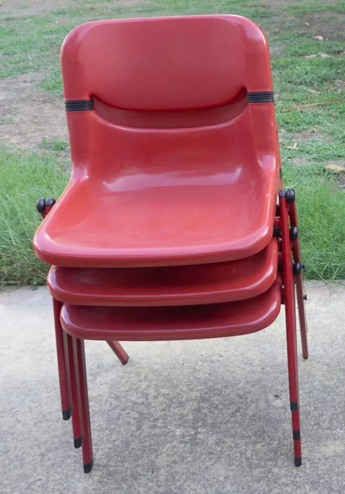 Illustration numéro 3 du produit Chaises ''Dorsal'' par Ambasz et Piretti pour Openark