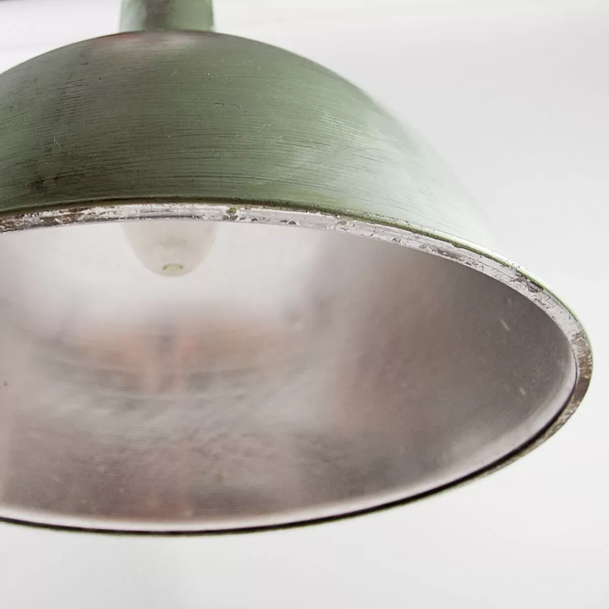 Illustration numéro 3 du produit Lampe industrielle de la marque norvégienne Glamox années 70