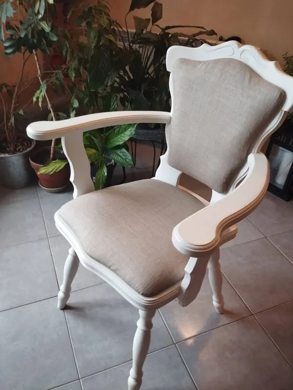 Illustration numéro 3 du produit Fauteuil romantique rénové – Chêne massif, blanc satiné & lin naturel