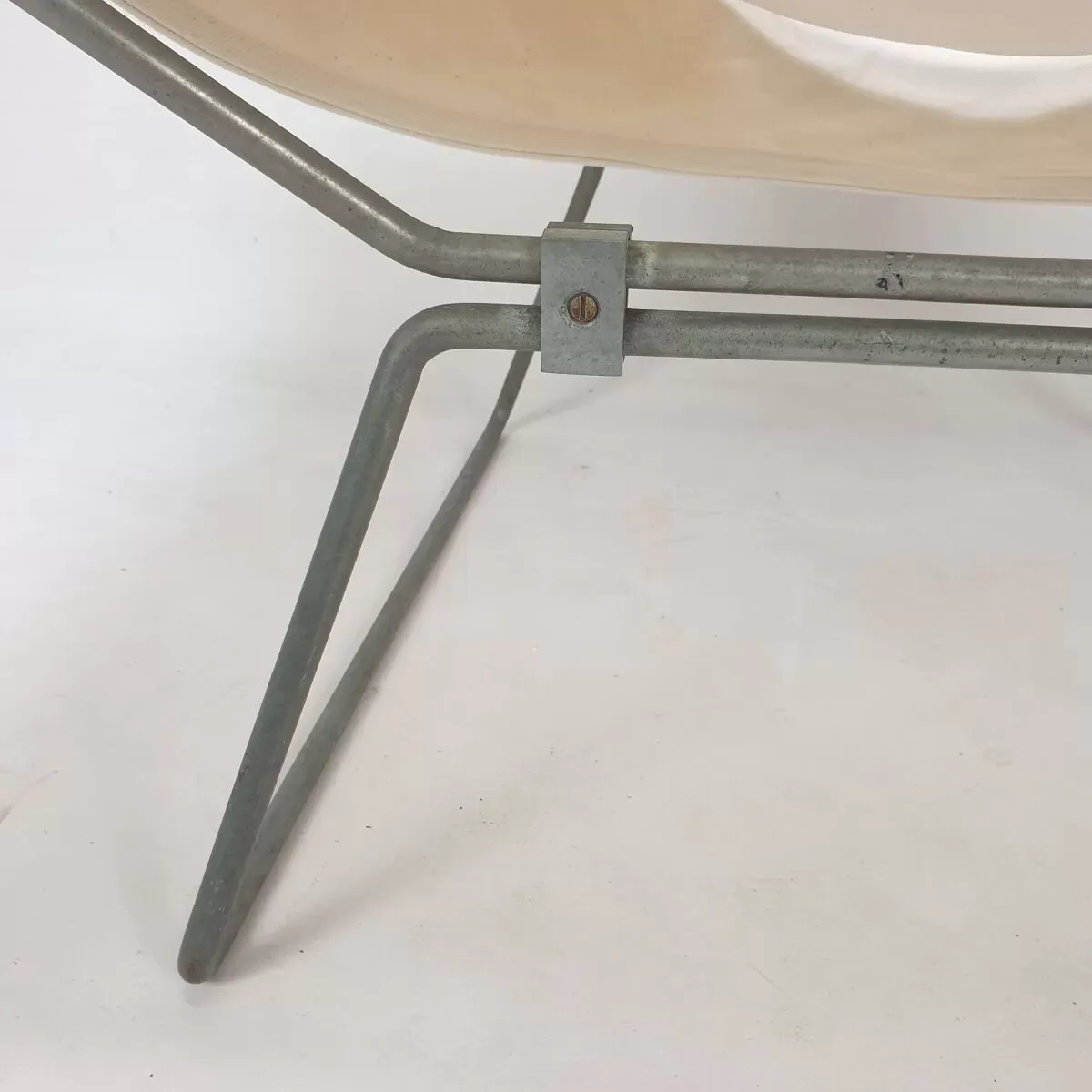 Illustration numéro 3 du produit Pierre Paulin AP-14 ''Anneau'' Butterfly Chair by AP Polak, 1950's