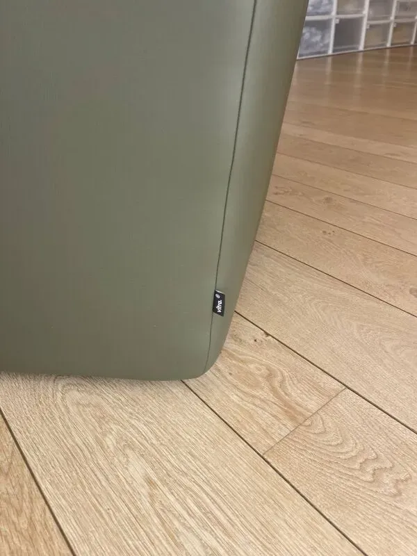 Illustration numéro 3 du produit Occasional Lounge Chair Vitra by Jasper Morrison