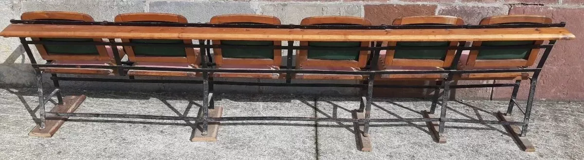 Illustration numéro 3 du produit Banquette de cinéma 6 places.