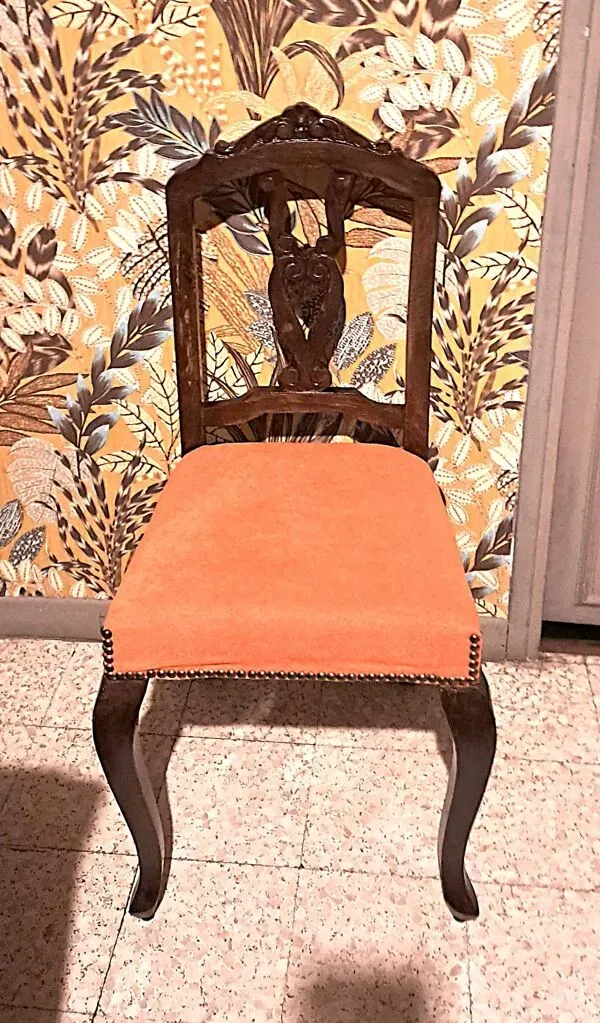 Illustration numéro 3 du produit Chaise bois vernissé et tissu velours orange 1880 /1900
