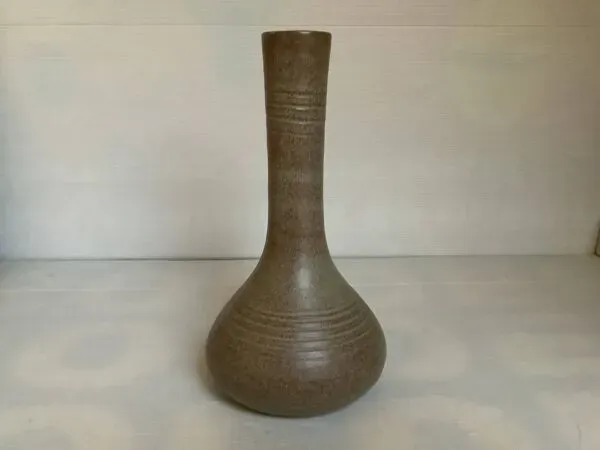 Illustration numéro 3 du produit Vase soliflore céramique marron