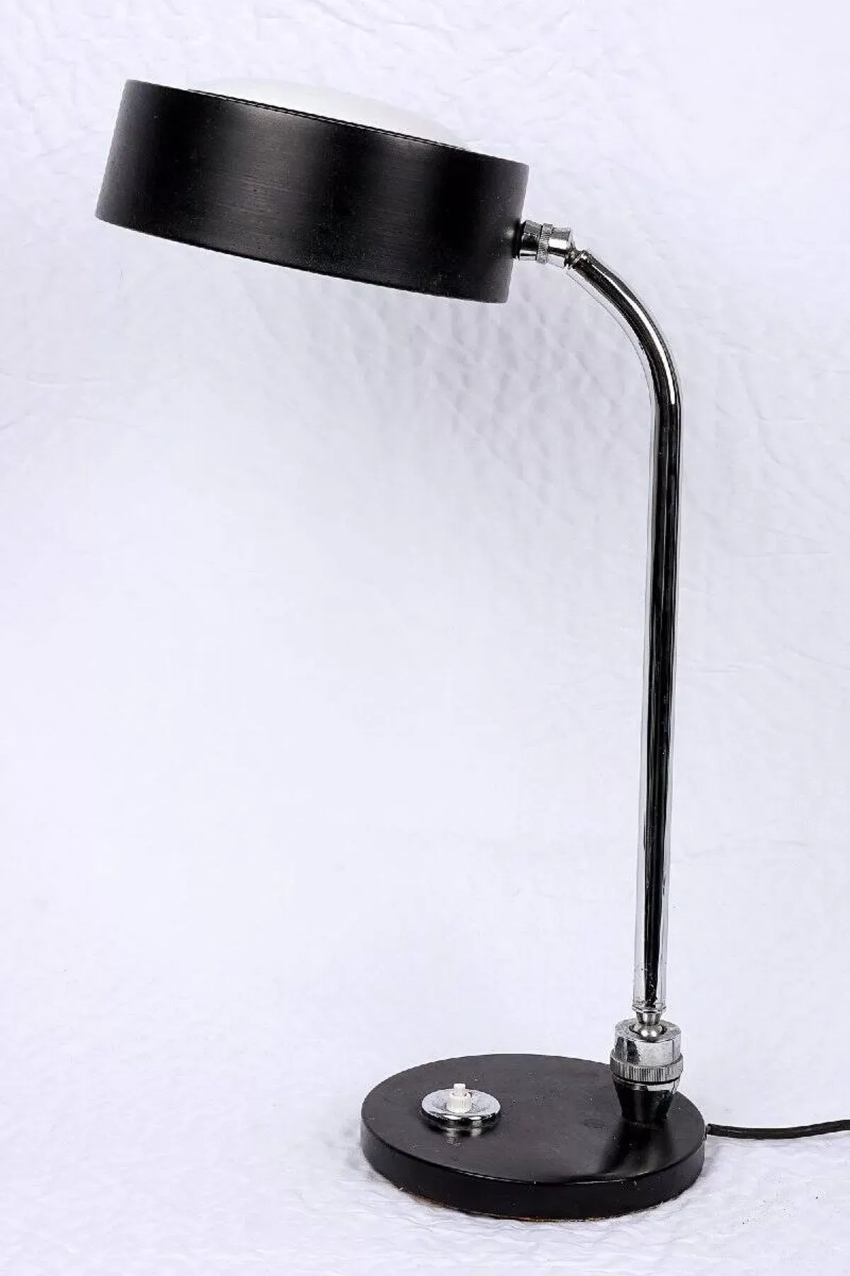 Illustration numéro 3 du produit Lampe de bureau - maison jumo - modèle 900 - époque : xxème siècle - circa : 1973