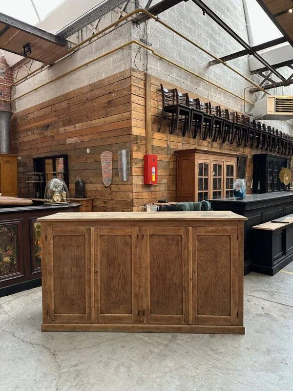 Illustration numéro 3 du produit Meuble de métier début XXème en chêne