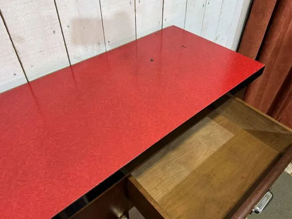 Illustration numéro 3 du produit Enfilade de bistrot en acajou et plateau formica des années 1950