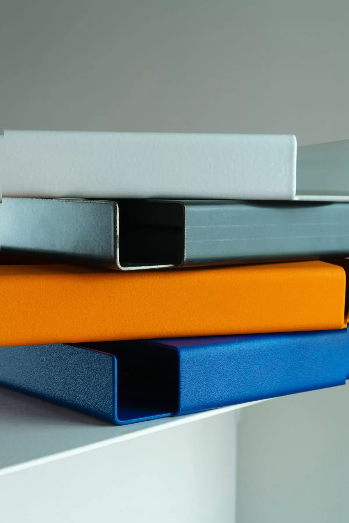 Illustration numéro 3 du produit Plateau blanc Maud Supplies origami acier thermolacqué