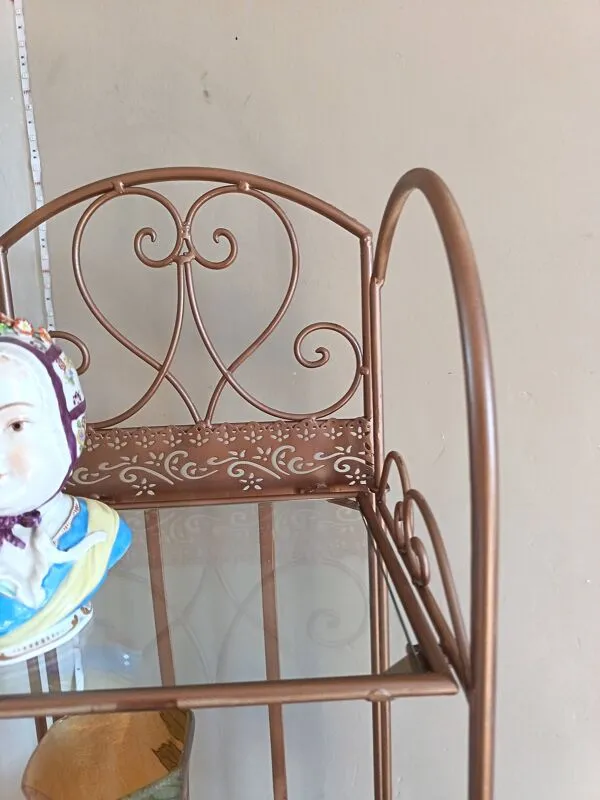 Illustration numéro 3 du produit Étagère de boulangerie