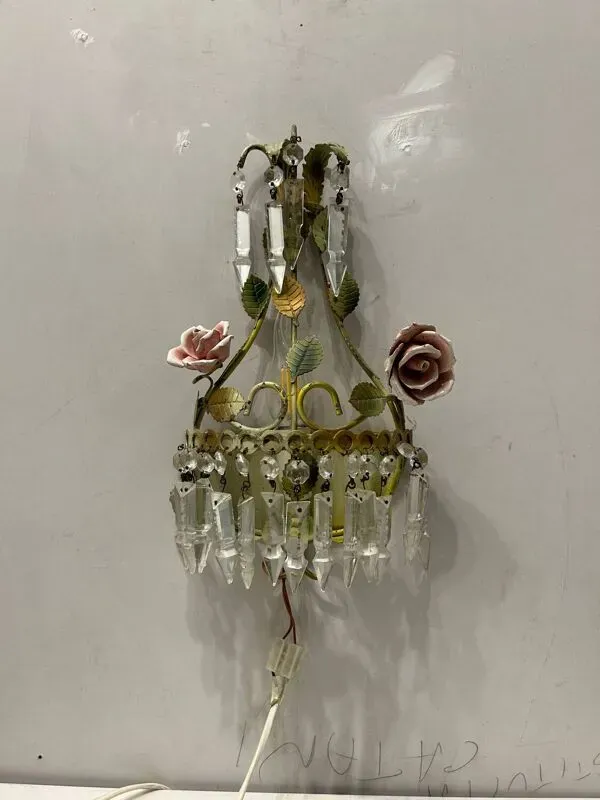 Illustration numéro 3 du produit Appliques en cristal Tole, lot de 2