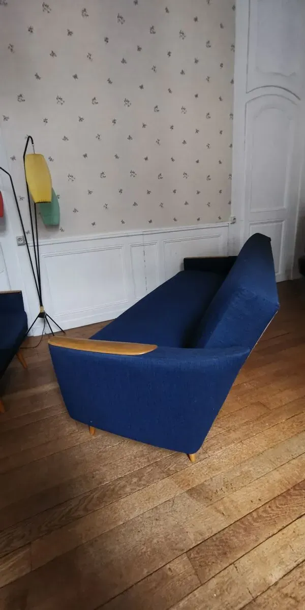Illustration numéro 3 du produit Duo 1 canapé daybed 1 fauteuil club année 50 60 bleu