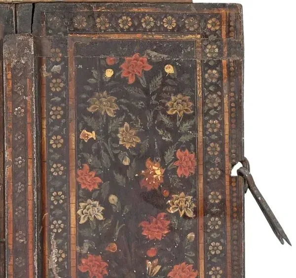 Illustration numéro 3 du produit Ancien volet peint de fenêtre indienne