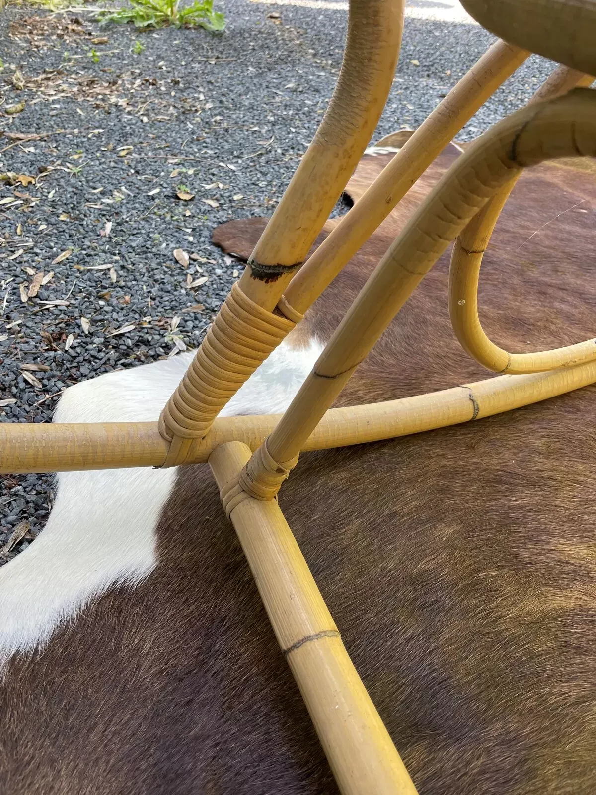 Illustration numéro 3 du produit Rocking chair en cannage et rotin