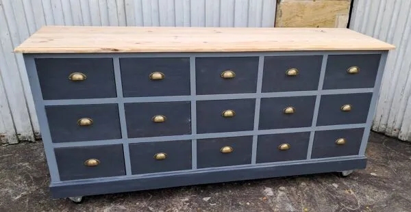 Illustration numéro 3 du produit meuble de metier 15 tiroirs