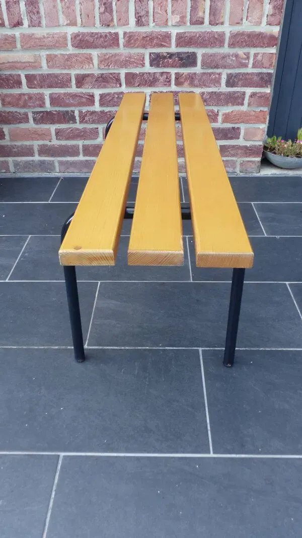 Illustration numéro 3 du produit Banc d'école