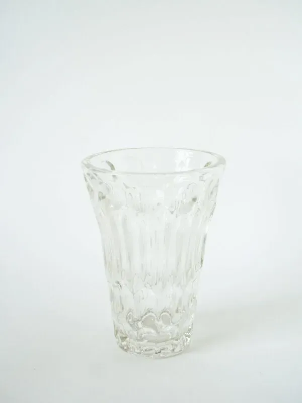 Illustration numéro 3 du produit grand vase en verre moulé, Art Déco, 1930 - 20 X 13 cm