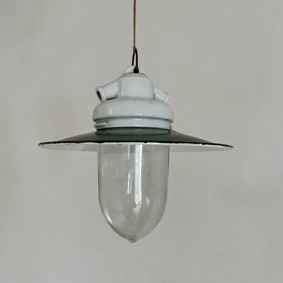 Illustration numéro 3 du produit Suspension industrielle