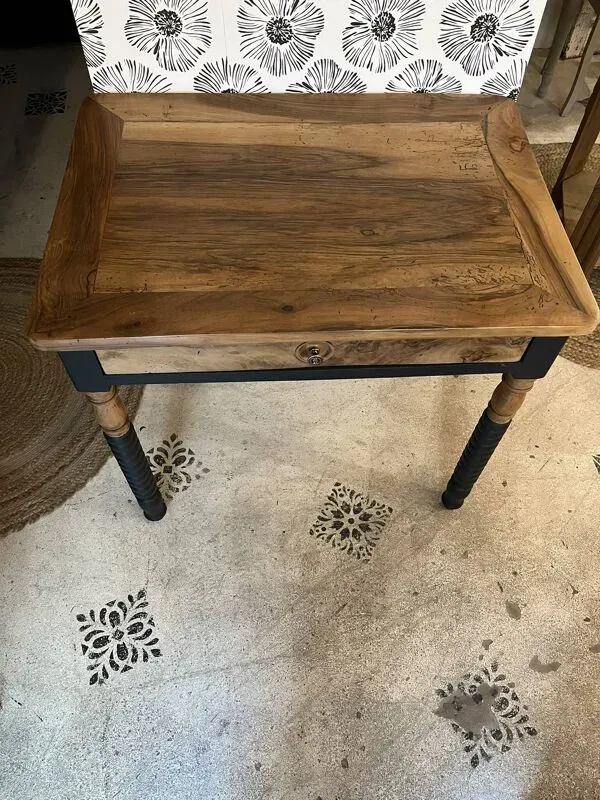 Illustration numéro 3 du produit Bureau Console Lino bois massif