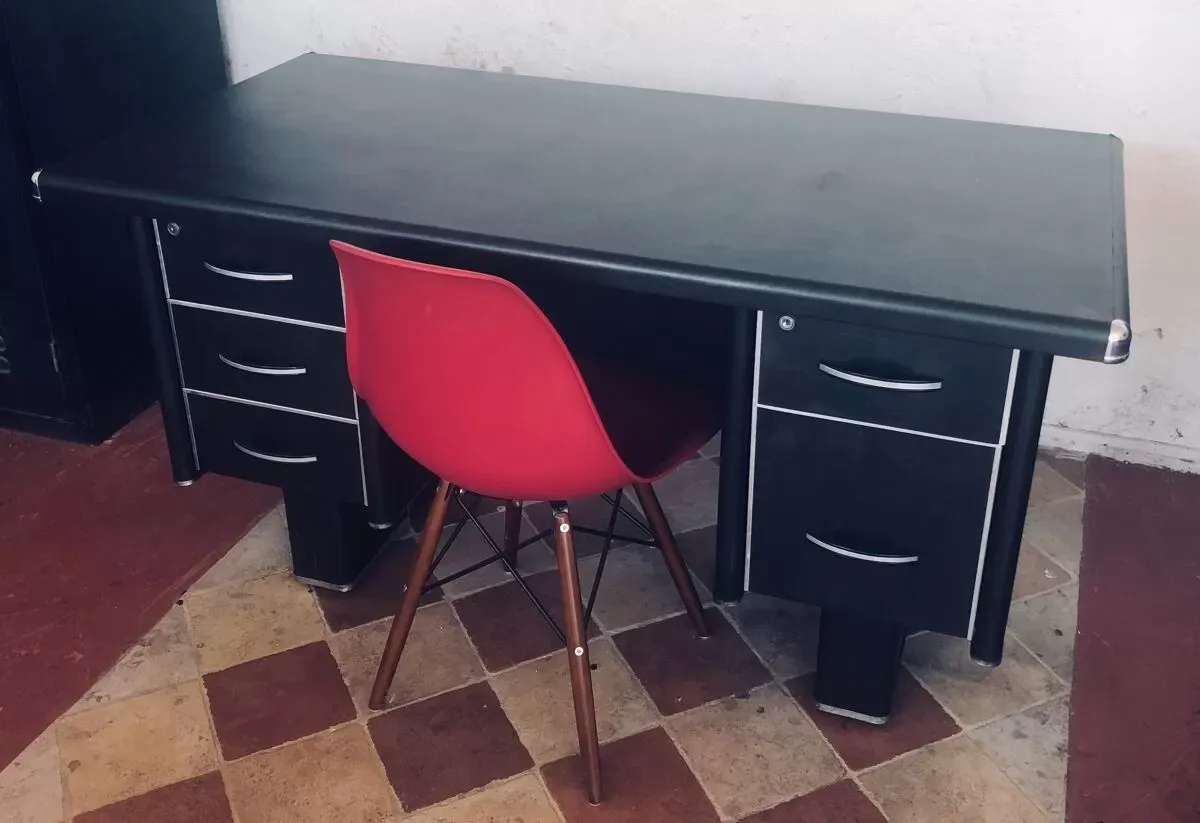 Illustration numéro 3 du produit Bureau Industriel rénové années 60