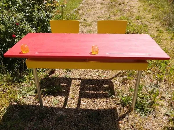 Illustration numéro 3 du produit Bureau écolier