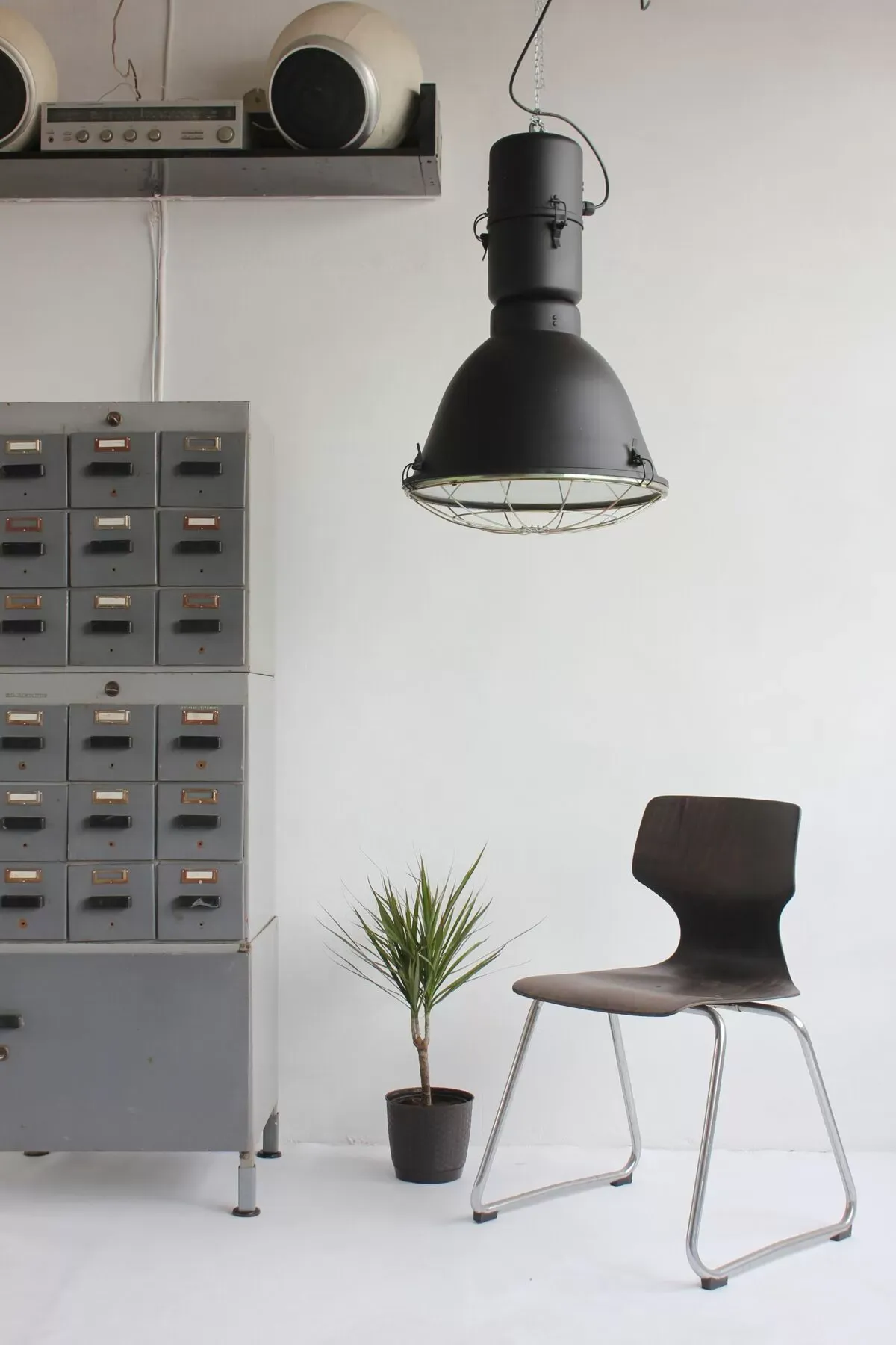 Illustration numéro 3 du produit Suspension industrielle elgo loft