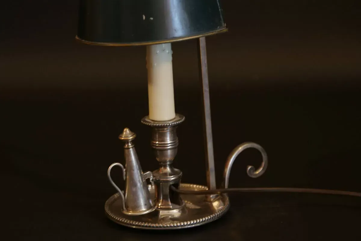 Illustration numéro 3 du produit Lampe bouillotte bronze argenté tôle XIXème siècle