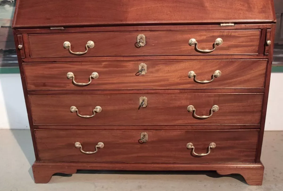 Illustration numéro 3 du produit Commode scribanne en acajou Angleterre XIXe