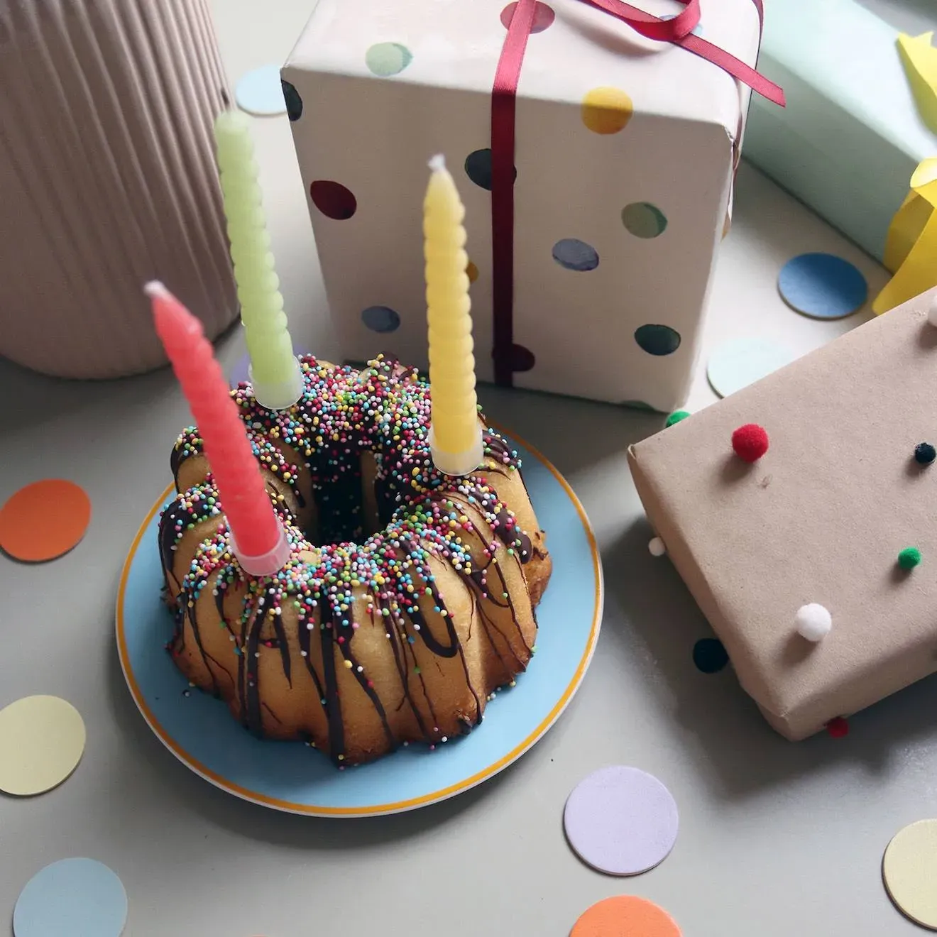 Illustration numéro 3 du produit Confettis Réutilisables En Bois Multicolores