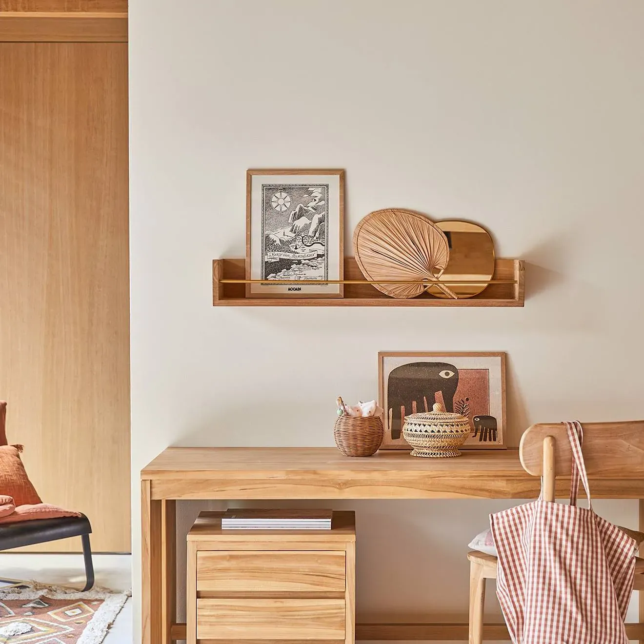 Illustration numéro 3 du produit Etagère Murale Enfant En Bois De Teck Sasha 100 Naturel