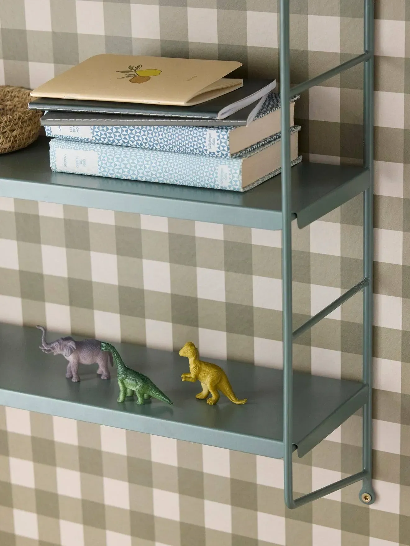 Illustration numéro 3 du produit Étagère Murale En Métal Peint Vert Fonce