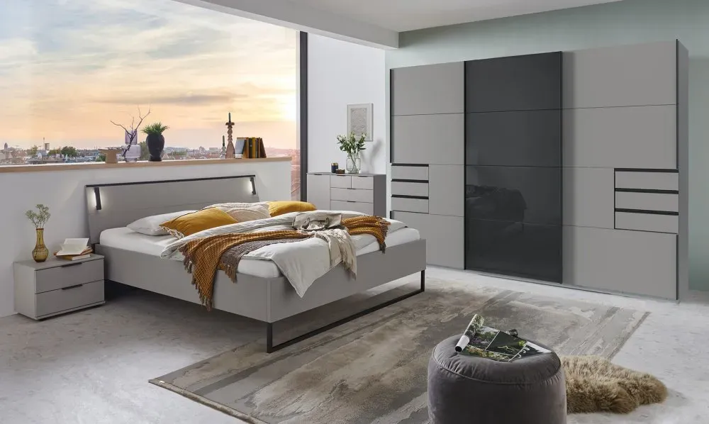 Illustration numéro 4 du produit Armoire 3 portes coulissantes 6 tiroirs TILBURG 270 cm gris Sahara verre noir et graphite