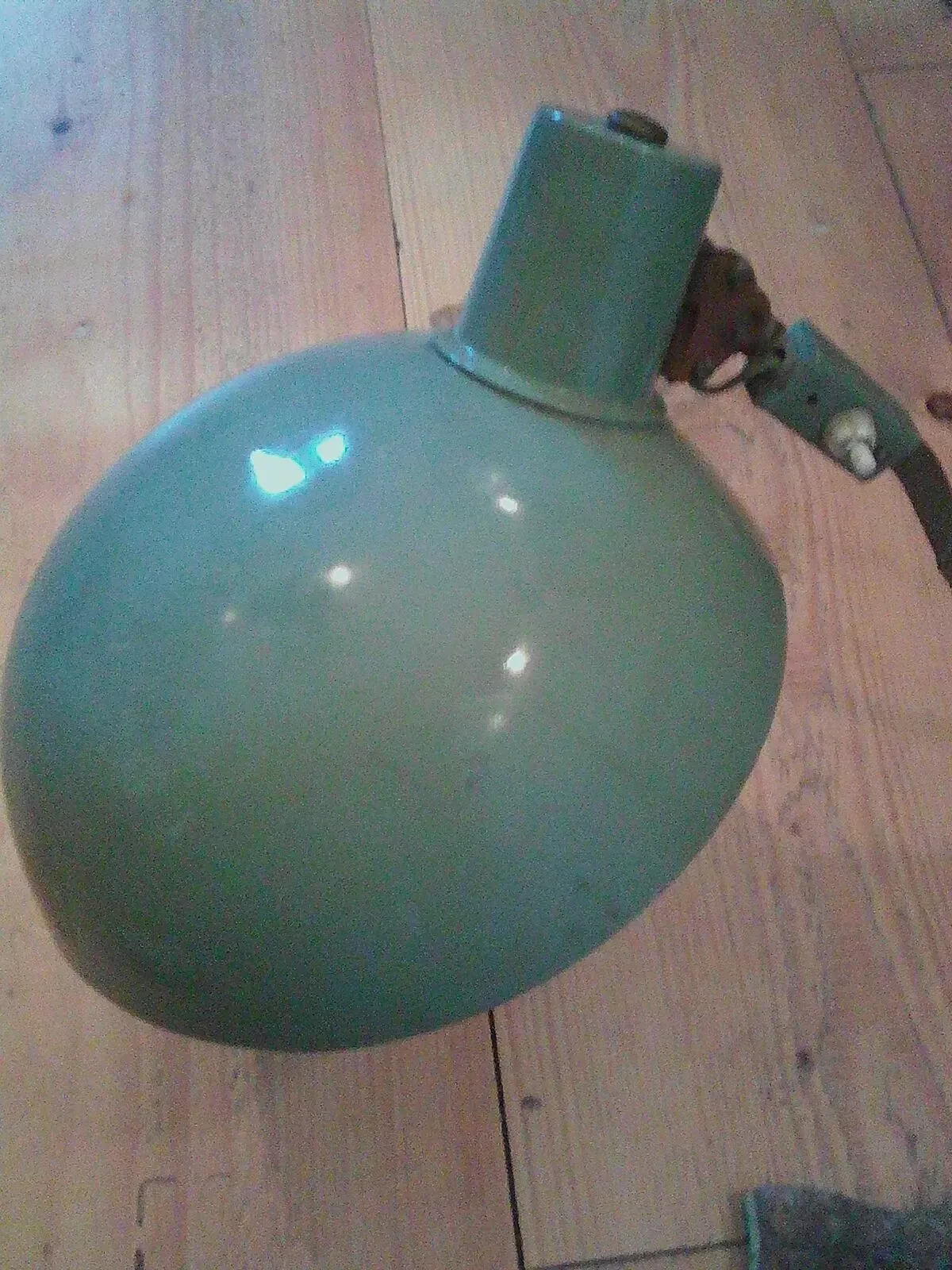 Illustration numéro 4 du produit Lampe articulé atelier industriel vintage en metal