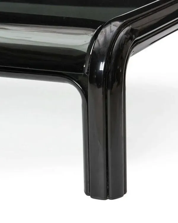 Illustration numéro 4 du produit Table basse Orsay – Gae Aulenti – Années 70