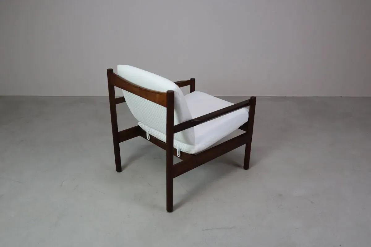 Illustration numéro 4 du produit Fauteuil ''Ouro Preto'' de Michel Arnoult pour Mobilia Contemporânea, Brésil 1958