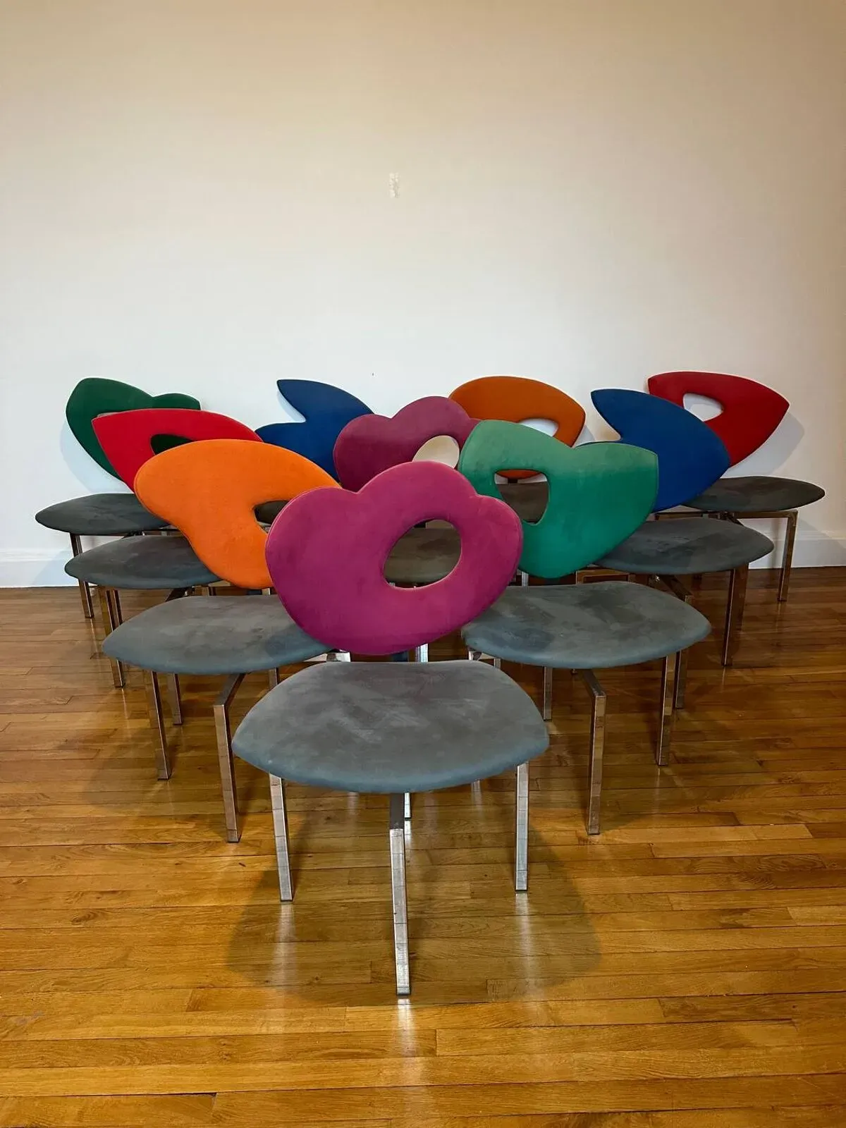 Illustration numéro 4 du produit 10 chaises Giorgio Saporiti vintage