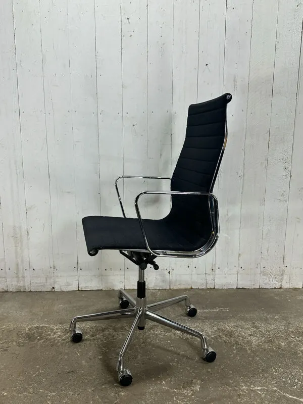 Illustration numéro 4 du produit Fauteuil de Bureau Eames EA 119