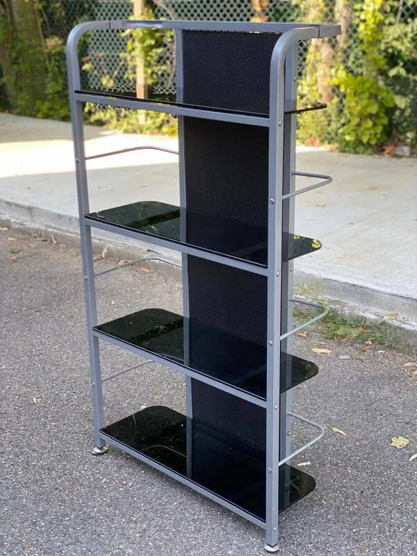 Illustration numéro 4 du produit Étagère vintage en métal chromé et verre fumé 143cm